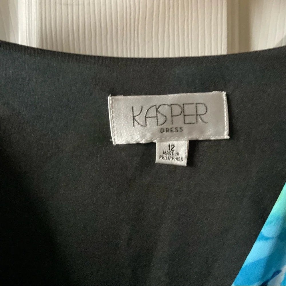 Kasper elegant floral